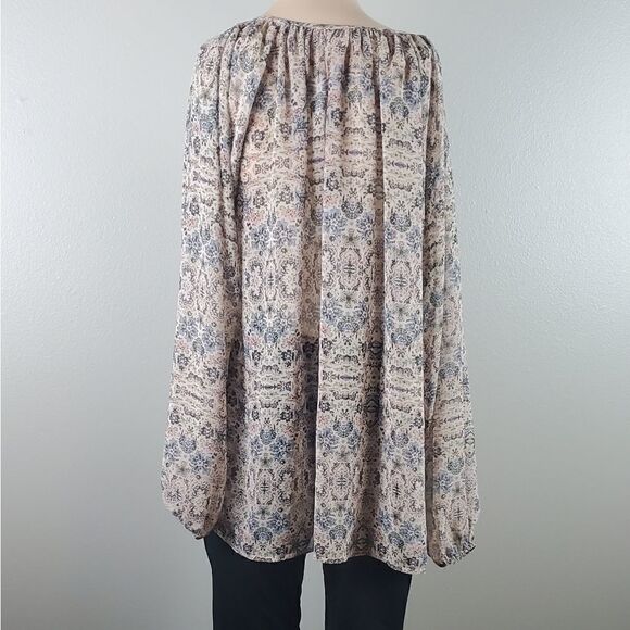 CAbi Pink Floral Sienna Chiffon Peasant Bl… - Picture 3 of 5